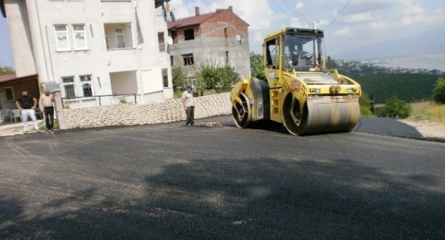 İzmit Yolları Asfatlanıyor