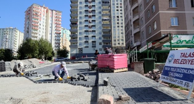 İzzet Bayraktar Camii’ne Yaya Yolu Ve Otopark