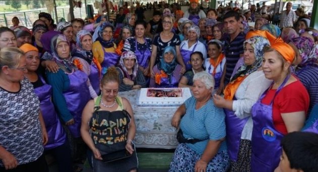 Kadın Üretici Pazarı Birinci Yılını Kutladı