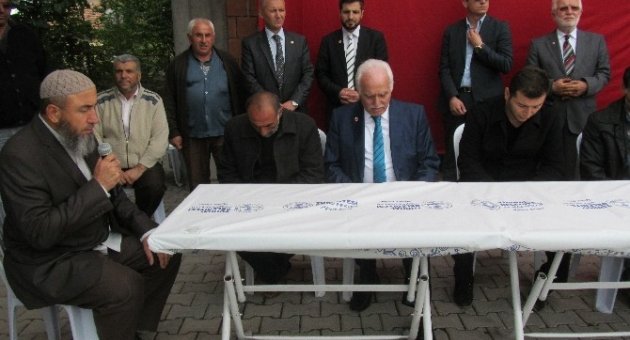 Kamalak, Şehit Ailelerini Ziyaret Etti