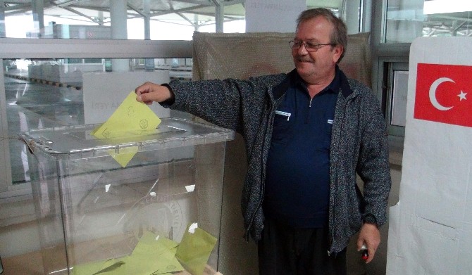 Kapıkule’de Oy Kullanma İşlemi Başladı