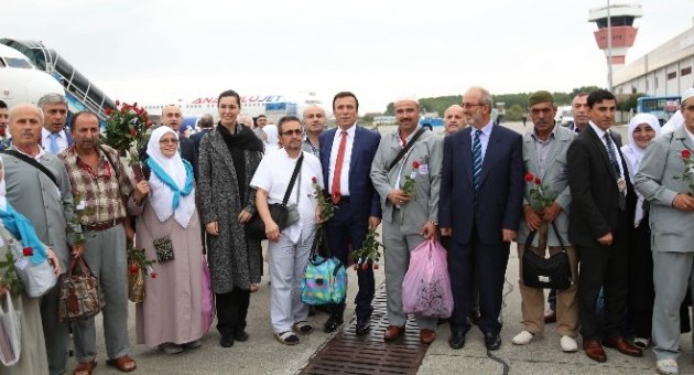 Karaaslan Ve Genç’ten Anlamlı Karşılama