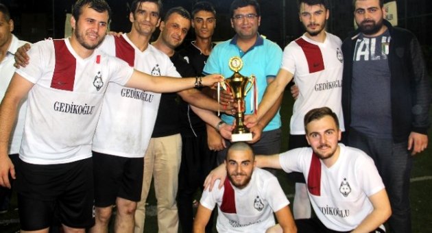 Kaymakamlık Turnuvasının Şampiyonu Gedikoğlu Oldu