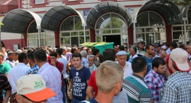 Kazada Ölen Çocuk Toprağa Verildi