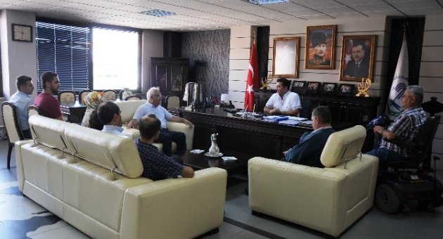 Kent Konseyi Engelliler Meclisi Üyelerinden Başkan Bakıcı ’Ya Ziyaret