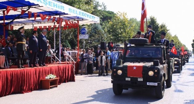 Kocaeli’de Zafer Bayramı Çoşku İle Kutlandı