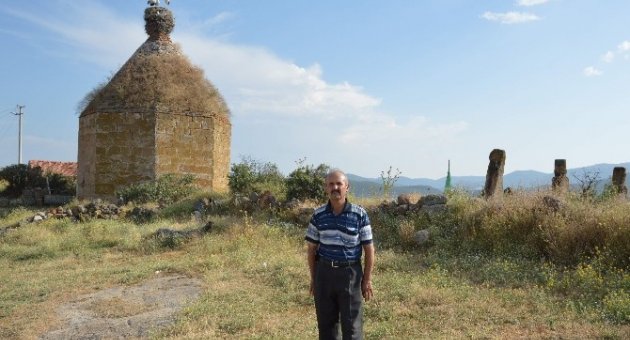 Kümbet Köyü Koruma Elemanı İstiyor