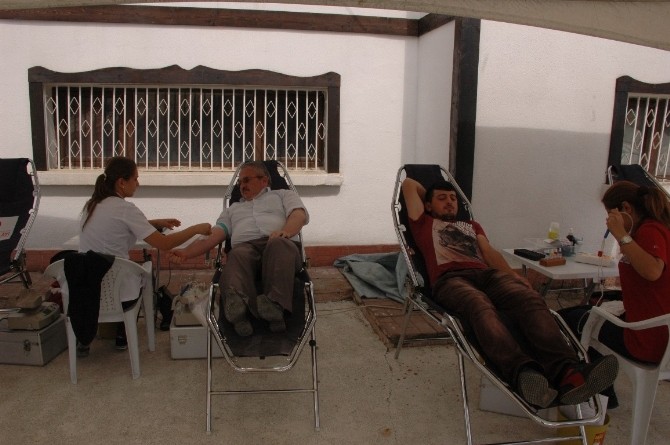 Küre’de Kan Bağışı Kampanyası Düzenlendi