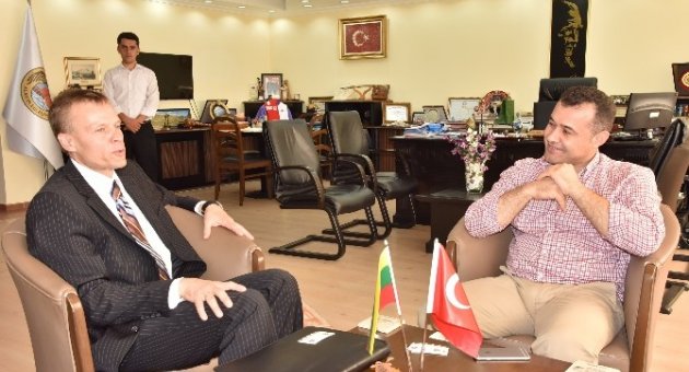 Litvanya Büyükelçisi, Başkan Yücel’i Ziyaret Etti