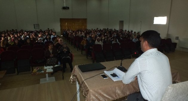 Malazgirt’te Öğretmenlere Uyum Eğitimi Semineri