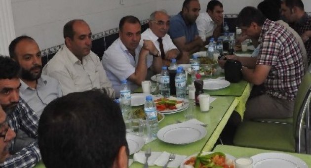 Memur-sen Temsilcileri Basınla Bir Araya Geldi