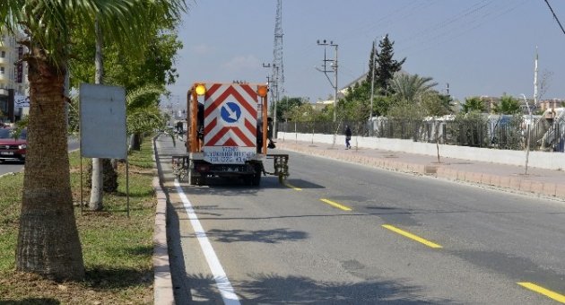 Mersin’de Yol Çizgileri Yenileniyor