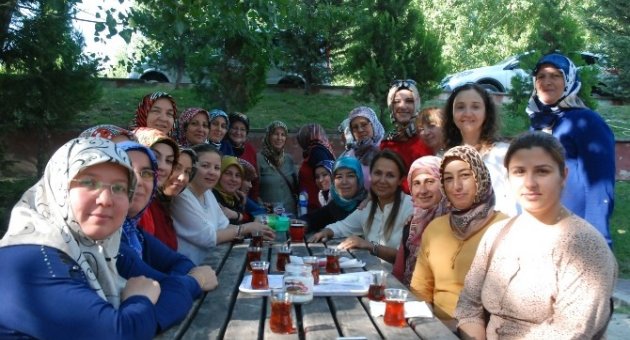 Milletvekili Enç, Piknikçileri Ziyaret Etti