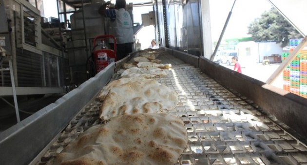 Mobil Fırın Reyhanlı’da Ekmek Üretmeye Başladı