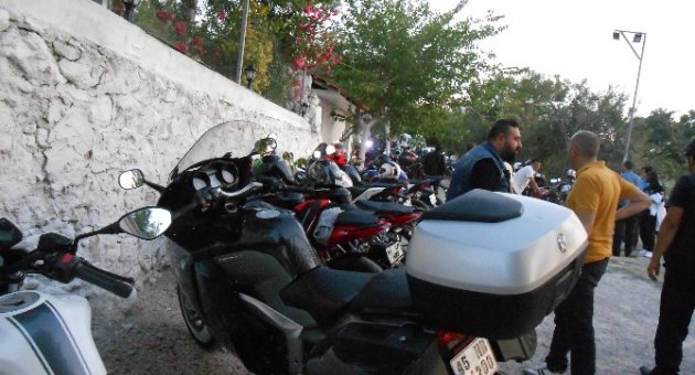 Motor Sevdalıları İftarda Buluştu