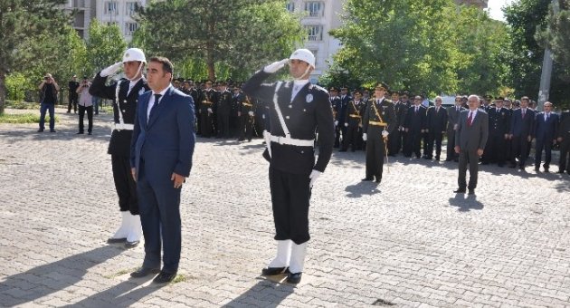 Muş’ta 30 Ağustos Zafer Bayramı