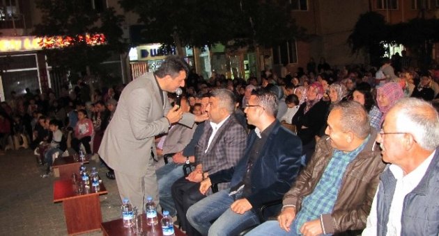 Mustafa Özcan Güneşdoğdu Hisarcık’ta İlahi Konseri Verdi