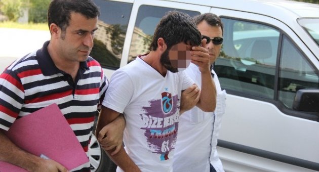 Müşterinin Bilgisayarını Çaldı