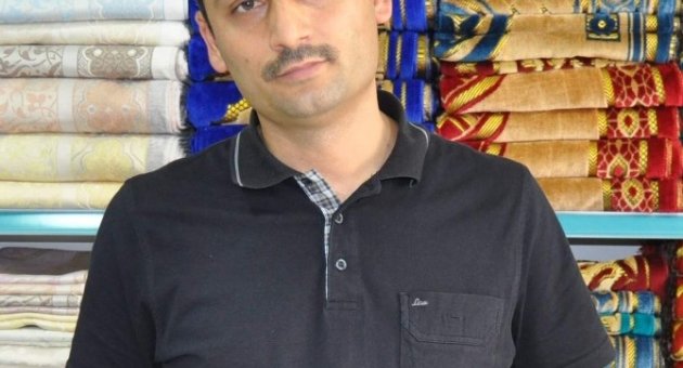 Namaz Kılmayı Öğreten Sesli Seccade
