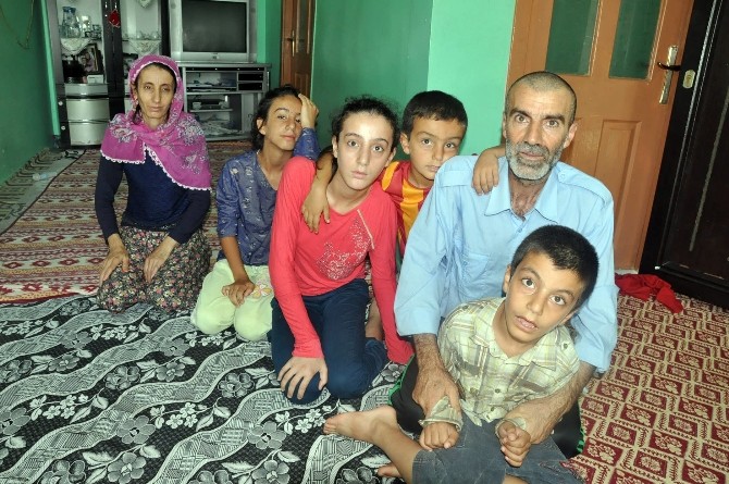 (Özel Haber) 2 Çocukları Zihinsel Engelli Olan Aile Yardım Bekliyor