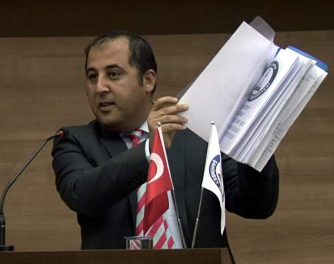 (Özel Haber) CHP’liler Belediye Meclisini Terk Etti