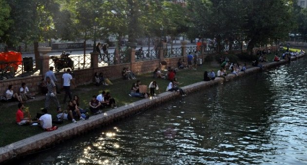 Porsuk Manzaralı Saksafon Keyfi