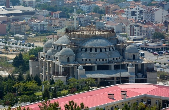 Rektör Acer, ÇOMÜ Camii İnşaatında İncelemelerde Bulundu