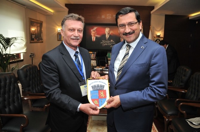 Romanya Belediye Başkanları Heyeti Keçiören’de