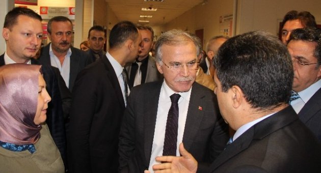 Şahin Eleştiri Odağındaki Hastane Binasını Ziyaret Etti