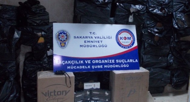 Sakarya’da 63 Bin 500 Paket Kaçak Sigara Ele Geçirildi
