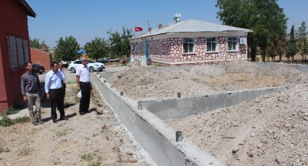 Samsat’ın Köylerinde Üç Saha Yapılıyor