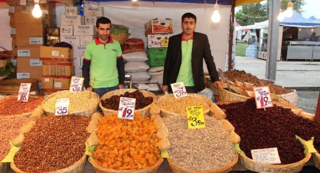 Samsun’da Yöresel Ürünler Ve Meyvecilik Günleri Başladı