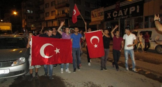 Sandıklı’da Terör Saldırıları Protesto Edildi