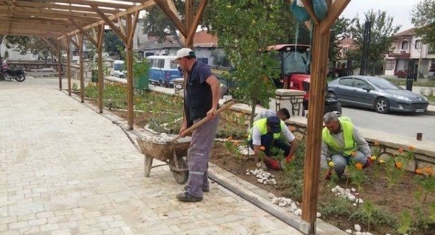 Sarıgöl’de Parklara Yeni Görünüm