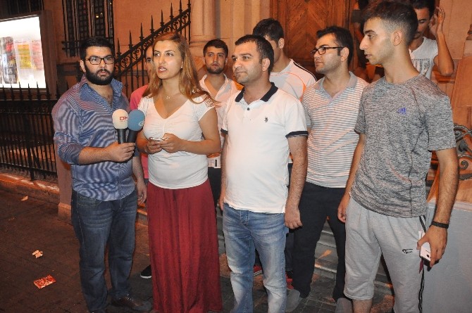 Şehit Aileleri Ve İnsan Hakları Derneği’nden İstikal Caddesi’nde Eylem