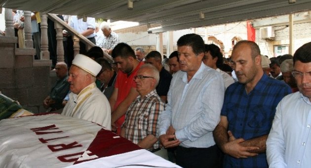 Şehitler İçin Gıyabı Cenaze Namazı Kılındı