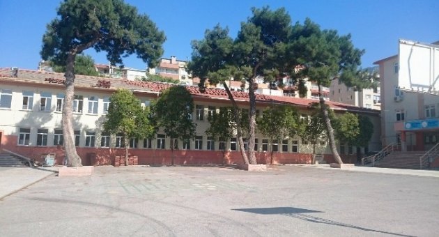 Şehitler İlköğretim Okulunda Yıkım Başladı