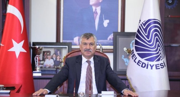 Seyhan’dan Vatandaşa ‘Bayram Sürprizi’
