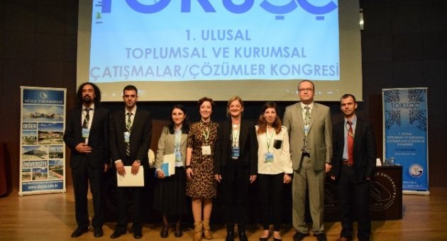 Sosyal Medya, Kadın Ve Örgütsel Yönetim Vurgusu