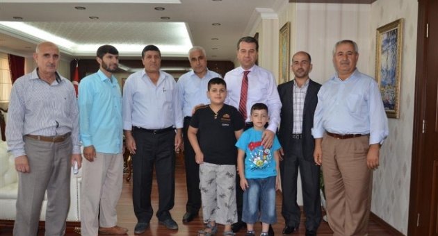 Suriye Dost Okulu Öğretmen Ve Öğrencilerinden Vali Çelik’e Teşekkür Ziyareti