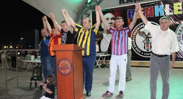 Taraftar Dernekleri Teröre Karşı Birleşti