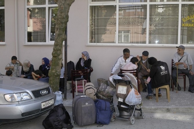 Tekirdağ’ın Malkara İlçesinde Dinlenen Suriyeli Sığınmacılar: