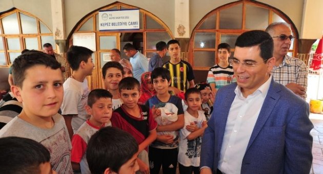 Tütüncü Çocukları Ödüllendirdi