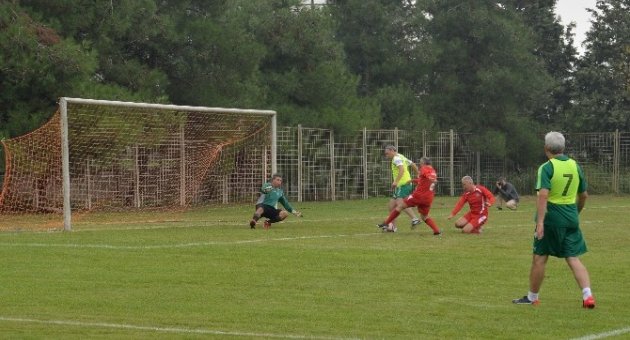 Üniversite İle Bursaspor’dan Dostluk Maçı