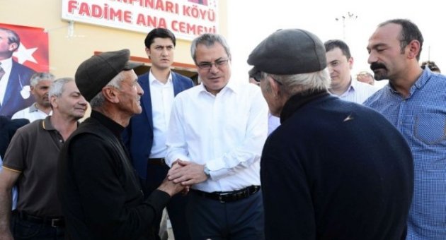 Vali Deniz, Cemevi’ni Ziyaret Etti
