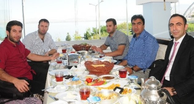 Van Kahvaltısı Derneği’nden Birlik Ve Beraberlik Çağrısı