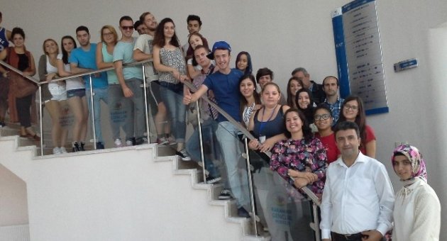 Yabancı Öğrencilerden Gençlik Merkezine Ziyaret