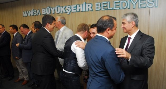 Yeni Hizmet Binasında İlk Bayramlaşma