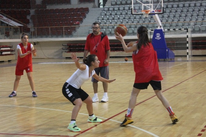 Yıllar: