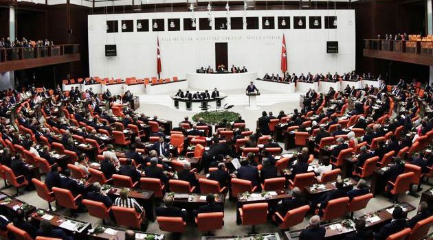 Zorunlu trafik sigortası fiyatı ucuzluyor, kanun kabul edildi